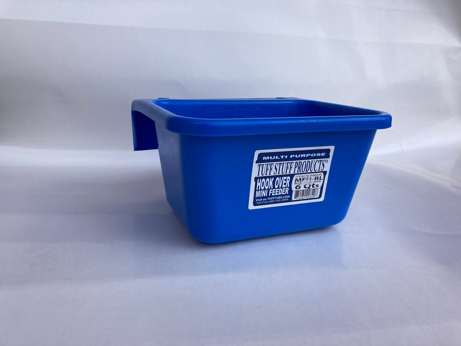 Tuff Stuff Square Plastic Mini Fence Feeder 6 QT Blue