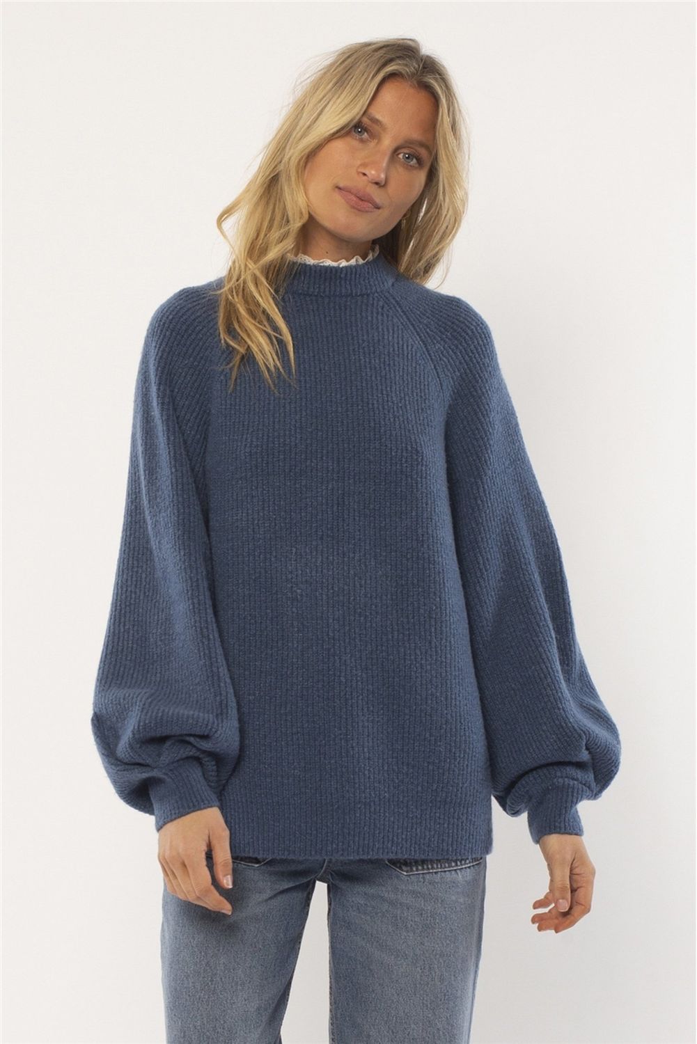 VICTOREAN LS KNIT SWEATER