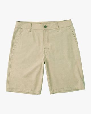 BALANCE HYBRID YOUTH SHORTS 17" S22