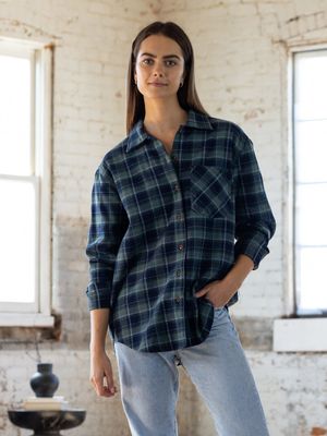 CABIN BUTTON UP