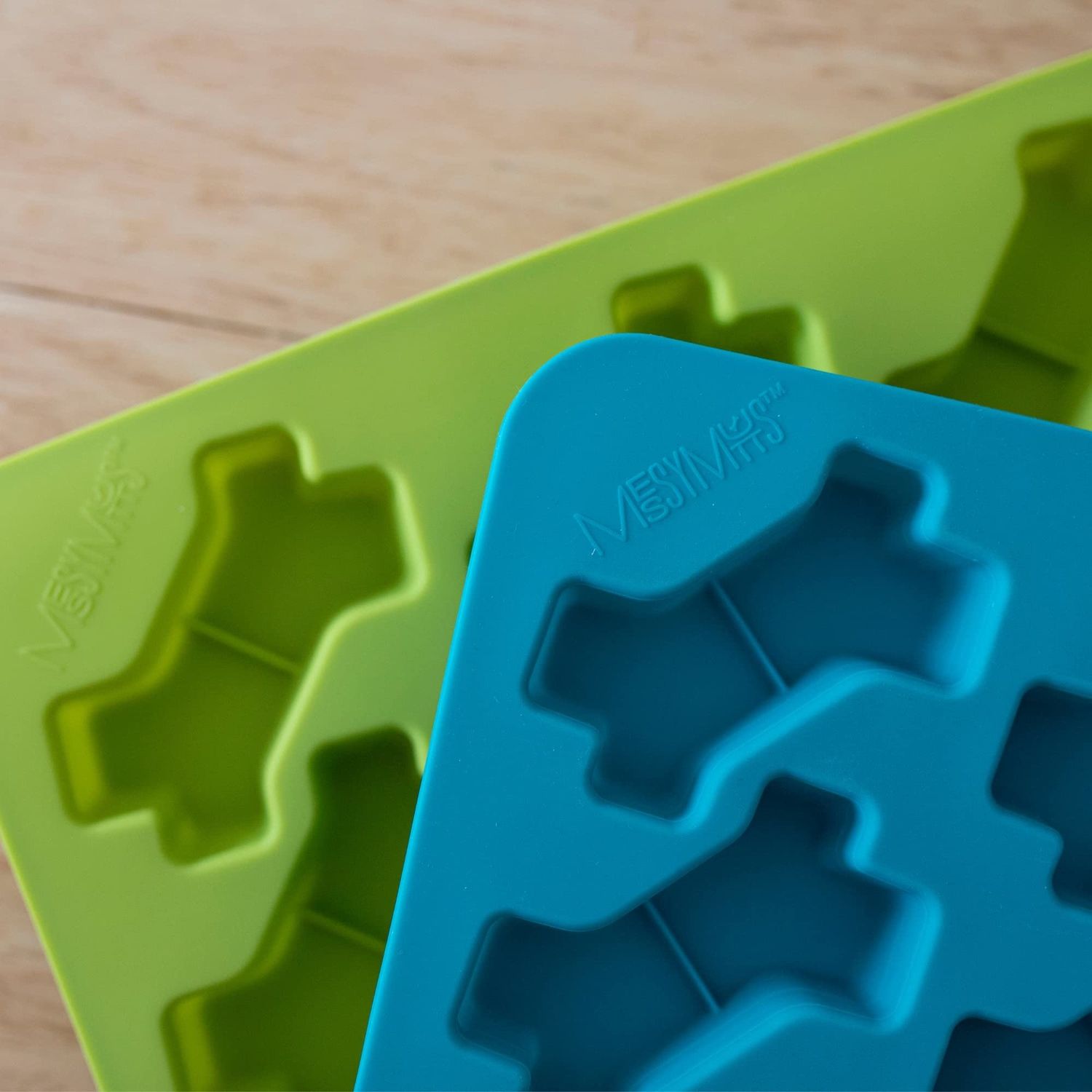 Messy Mutts Treat Molds 