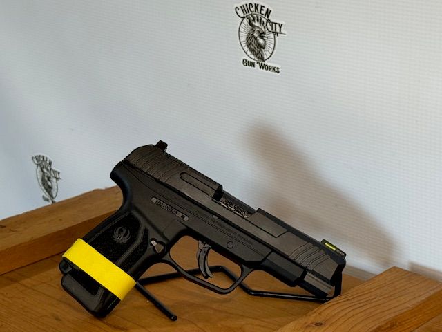 Ruger Max-9 Compact Frame 9mm Luger 12+1, 4&quot; Black Oxide Steel Barrel, Optic Ready/Serrated Steel Slide, Black Polymer Frame Black &amp; Nylon Grip