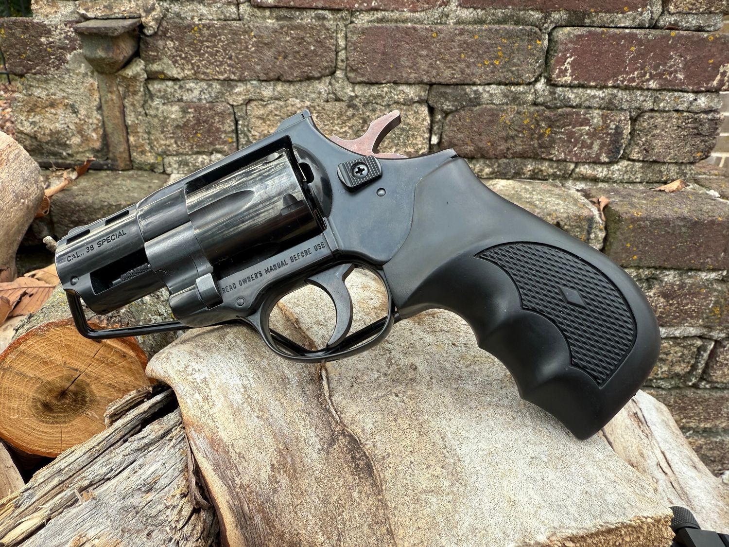 Eastern American Arms EA/R Snub Nose 38spl Revolver ***Pre Owned***