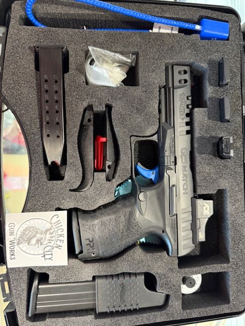 Walther PPQ Q5 Match 9mm Kit W/Optic 3 Mags &amp; Case ***Pre Owned***