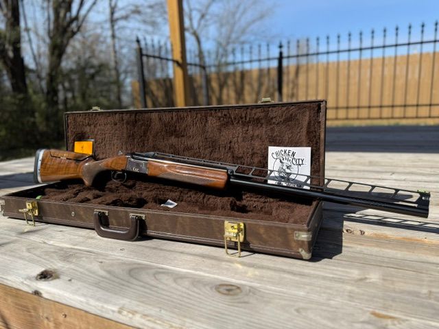 Browning Citori XT Trap 12ga 32" Blued Vent-Rib &amp; Walnut 2-3/4" PORTED with Adjustable Cheek Riser and Adjustable Stock