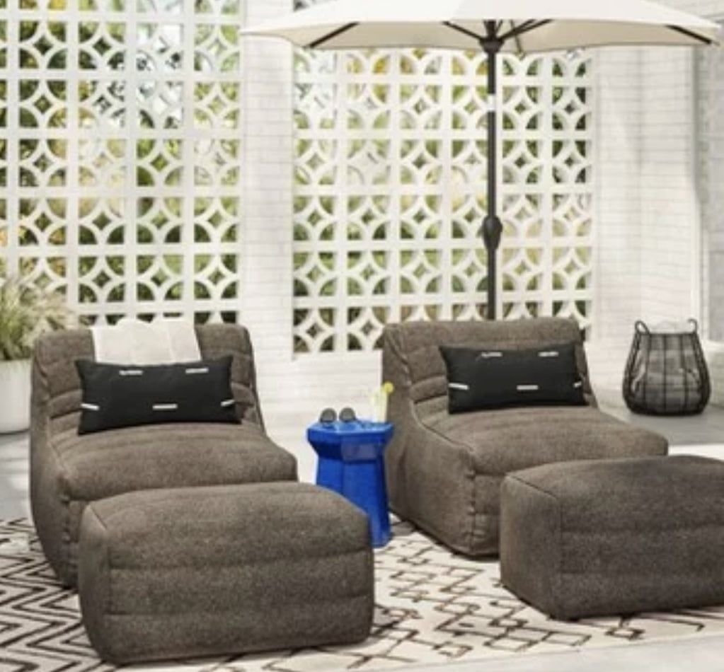 Bowman Sloped Quilted Patio lounger and Ottoman