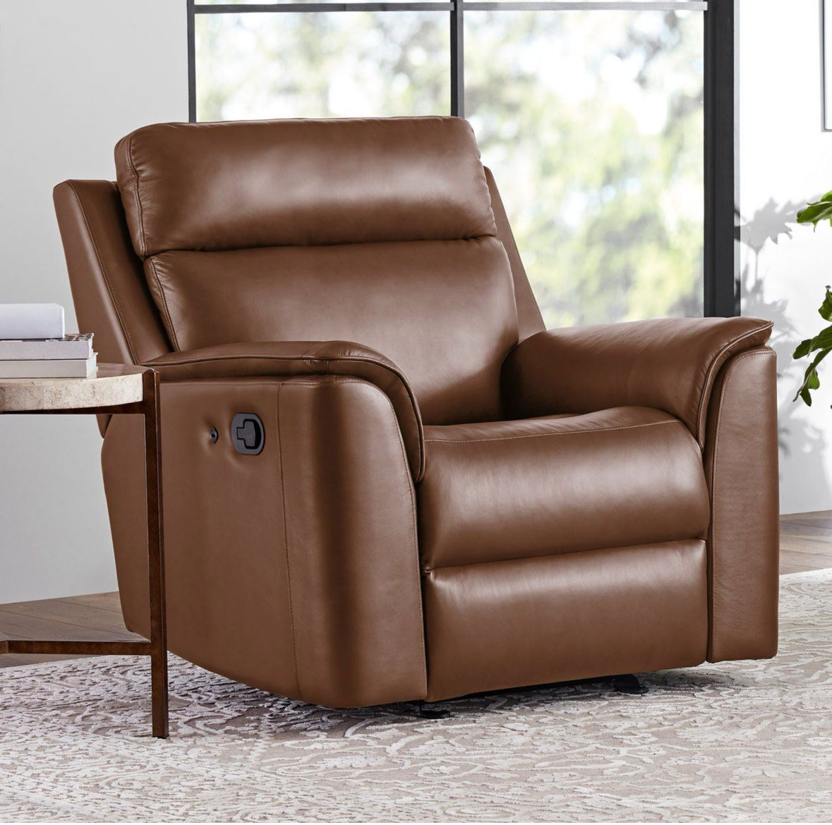 Members mark Lennox glider recliner W USB small damage