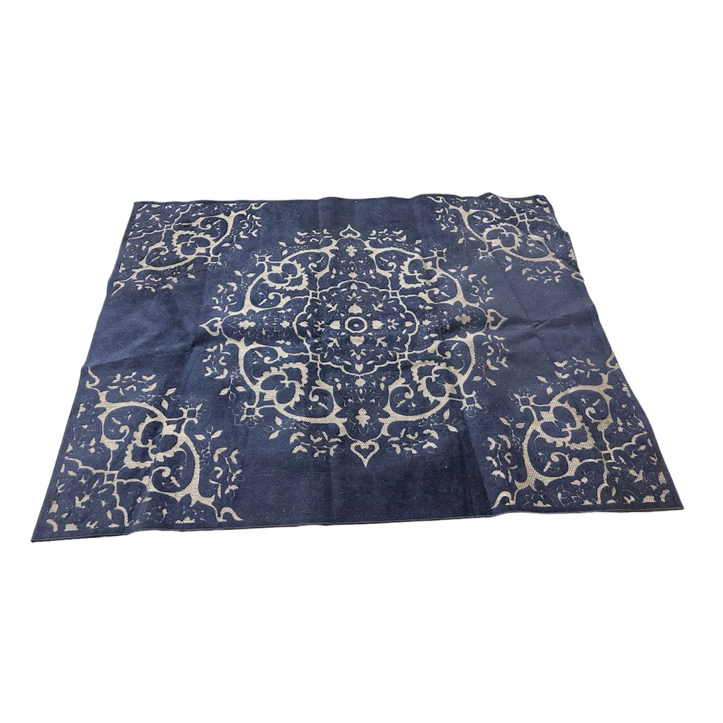 Safavieh Bahama 8&#39; X 10&#39; Outdoor Rug USED