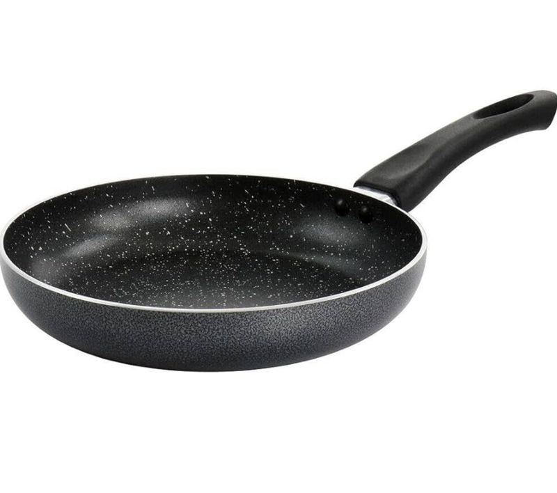 9.4 OSTER NON STICK FRYING PAN