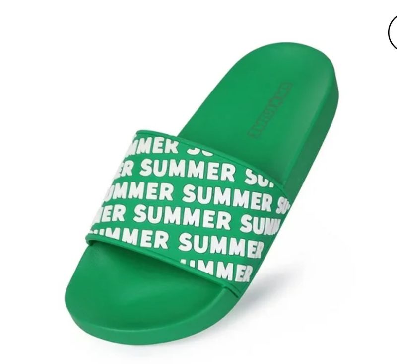 Summer slides size 7