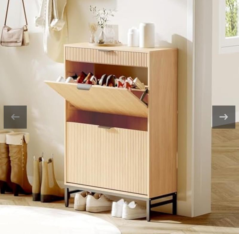 Fluted shoe storage cabinet
