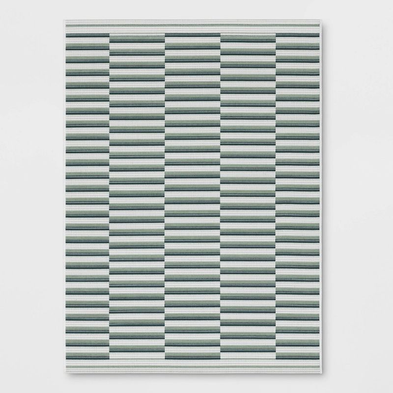 6&#39;6&quot;x9&#39; Color Blocked Stripe Outdoor Area Rug Green