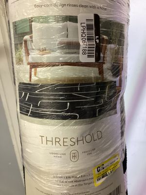 5'3"x7' Abstract Lines Outdoor Area Rug Black - Threshold