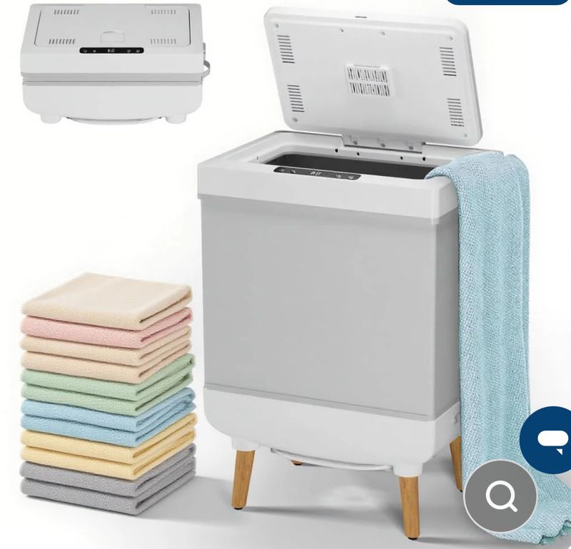 Electric towel warmer