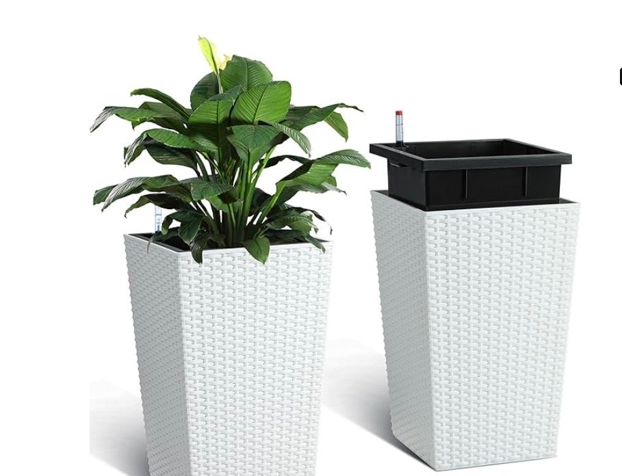16 in Tall Planter Set of 2 Large,  Rattan-look