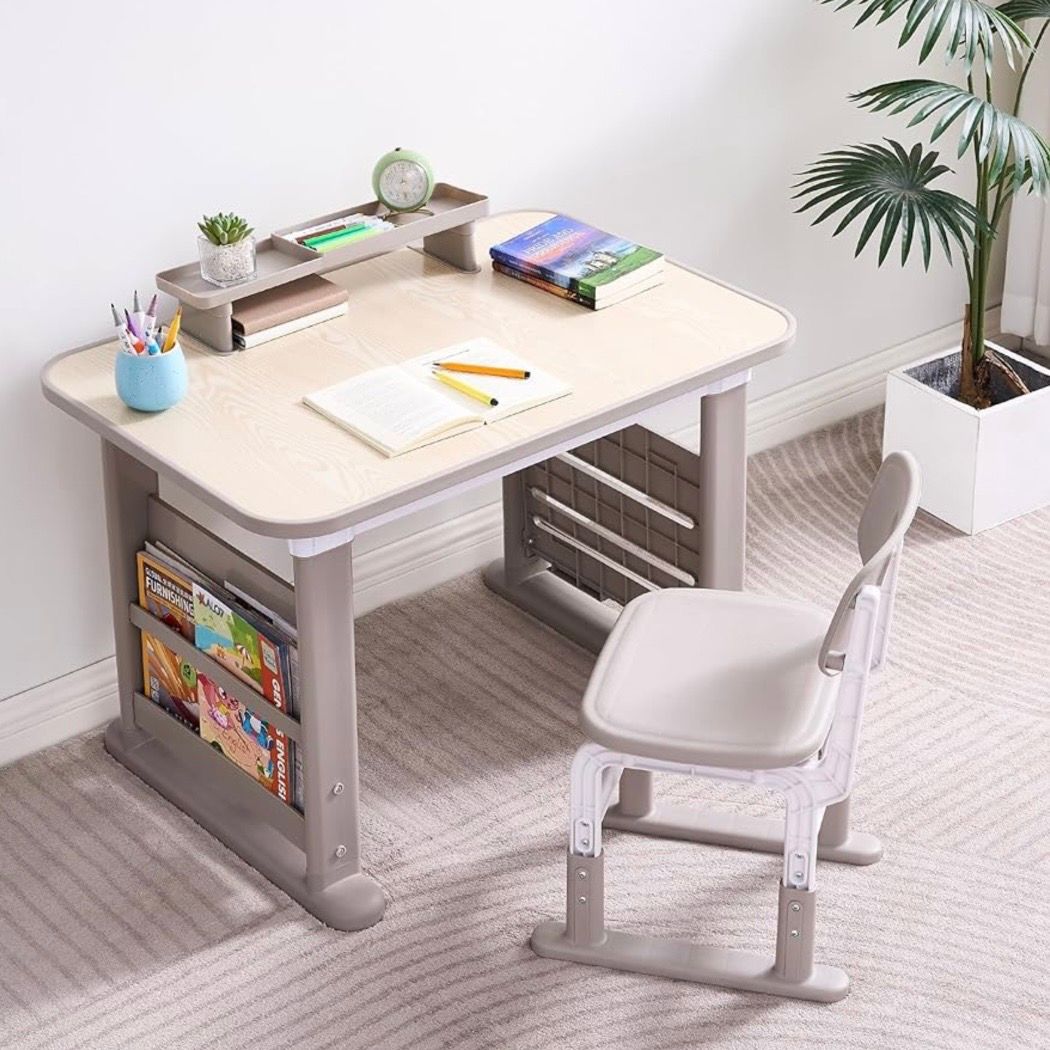 Kids Desk and Chair