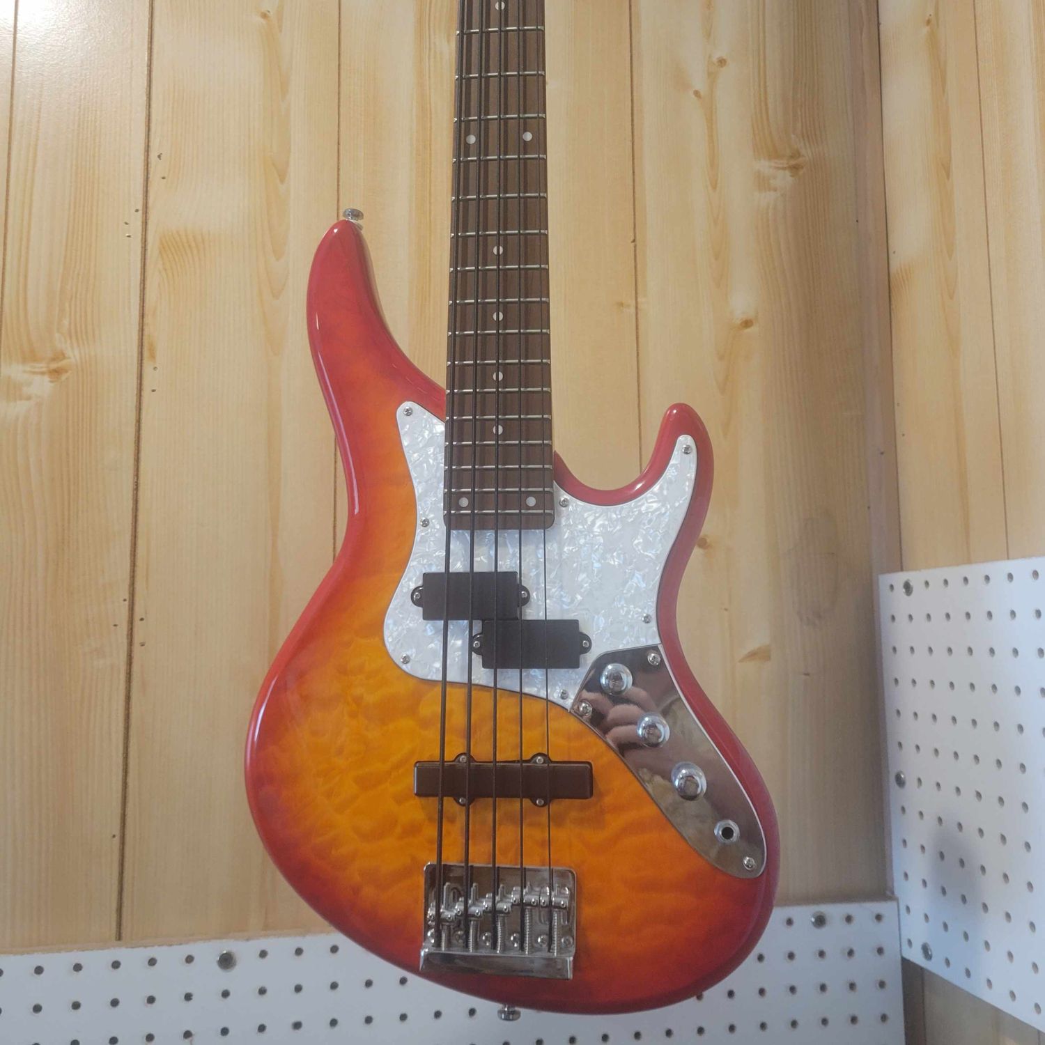(USED) Waterstone Bass 5 String