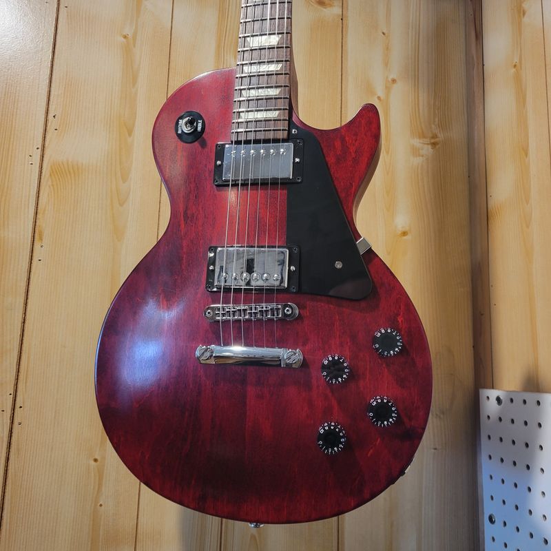 Gibson Les Paul Studio w/ case