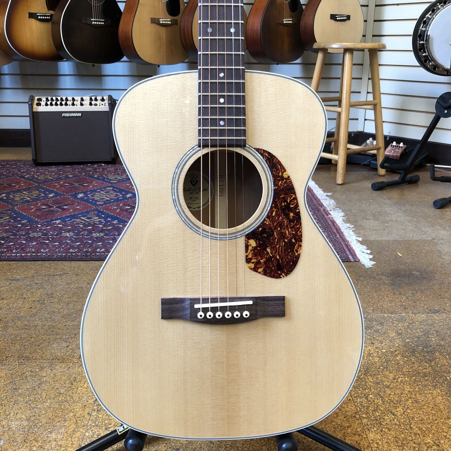 Guild M-140 All-Solid Spruce/Mahogany Concert Acoustic Guitar w/Padded Gig Bag
