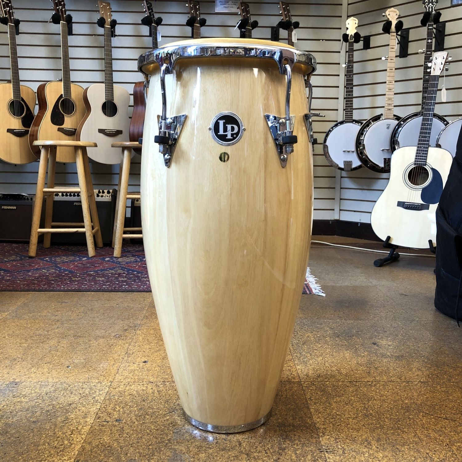 Latin Percussion Classic II Series Conga With Chrome Hardware 11 in. Quinto 2007 Natural w/Stand Wheeled Case