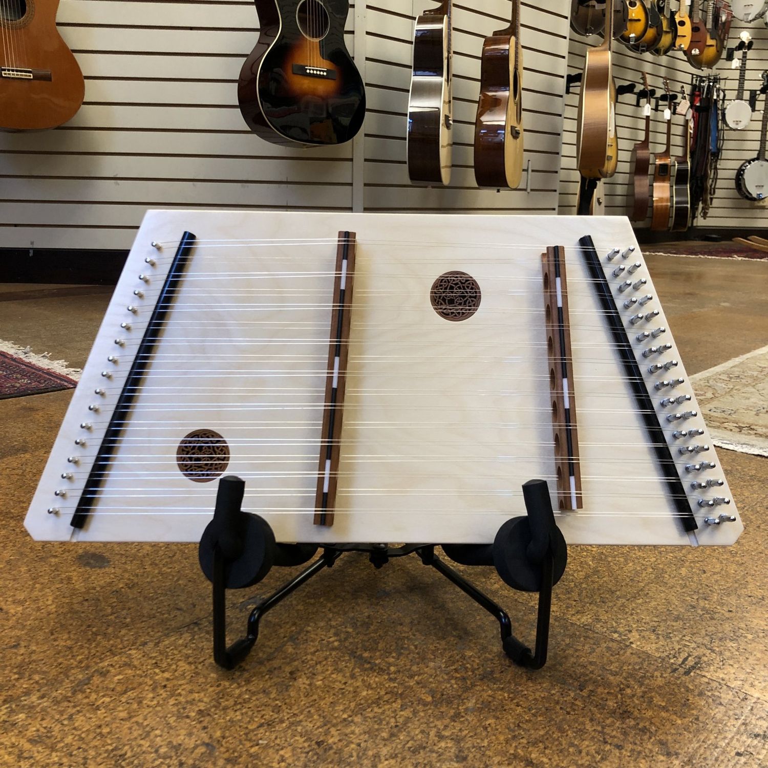 TK O'Brien's USA HD30-R Backpacker Hammered Dulcimer w/Celtic Knot Sound Holes Padded Gig Bag