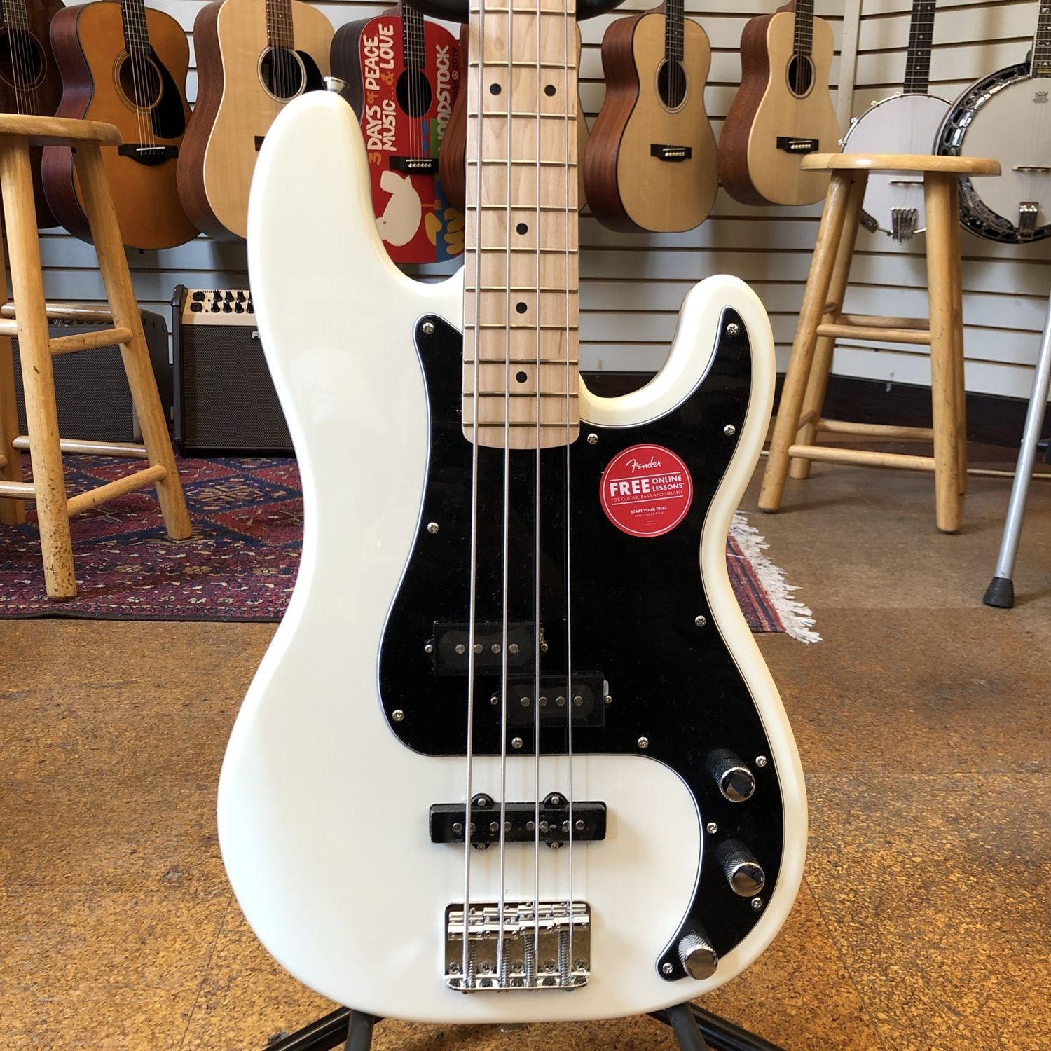 Squier Affinity Series Precision Bass PJ Olympic White
