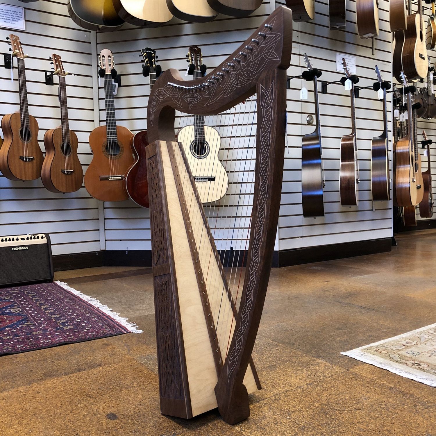 Roosebeck Heather Harp 22-String Chelby Levers Knotwork