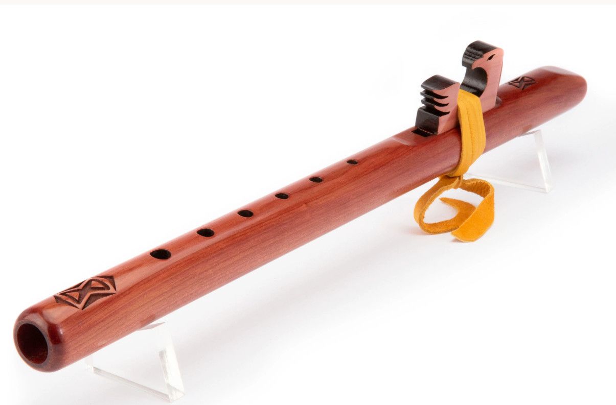 High Spirits High D Flute, Kestrel Hawk, Aromatic Cedar, with soft bag