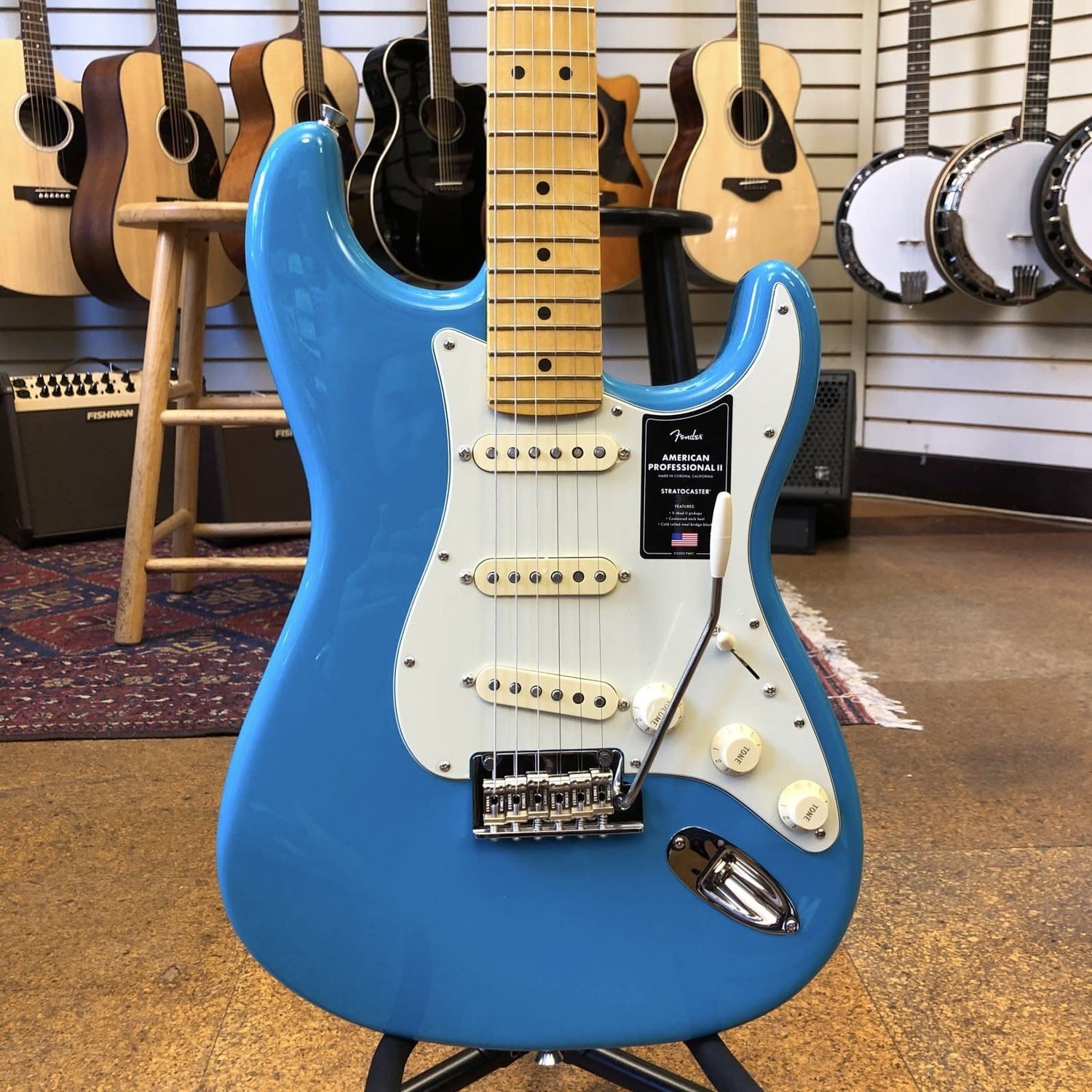Fender American Professional II Stratocaster 2023 Miami Blue w/Maple Fingerboard, Hard Case
