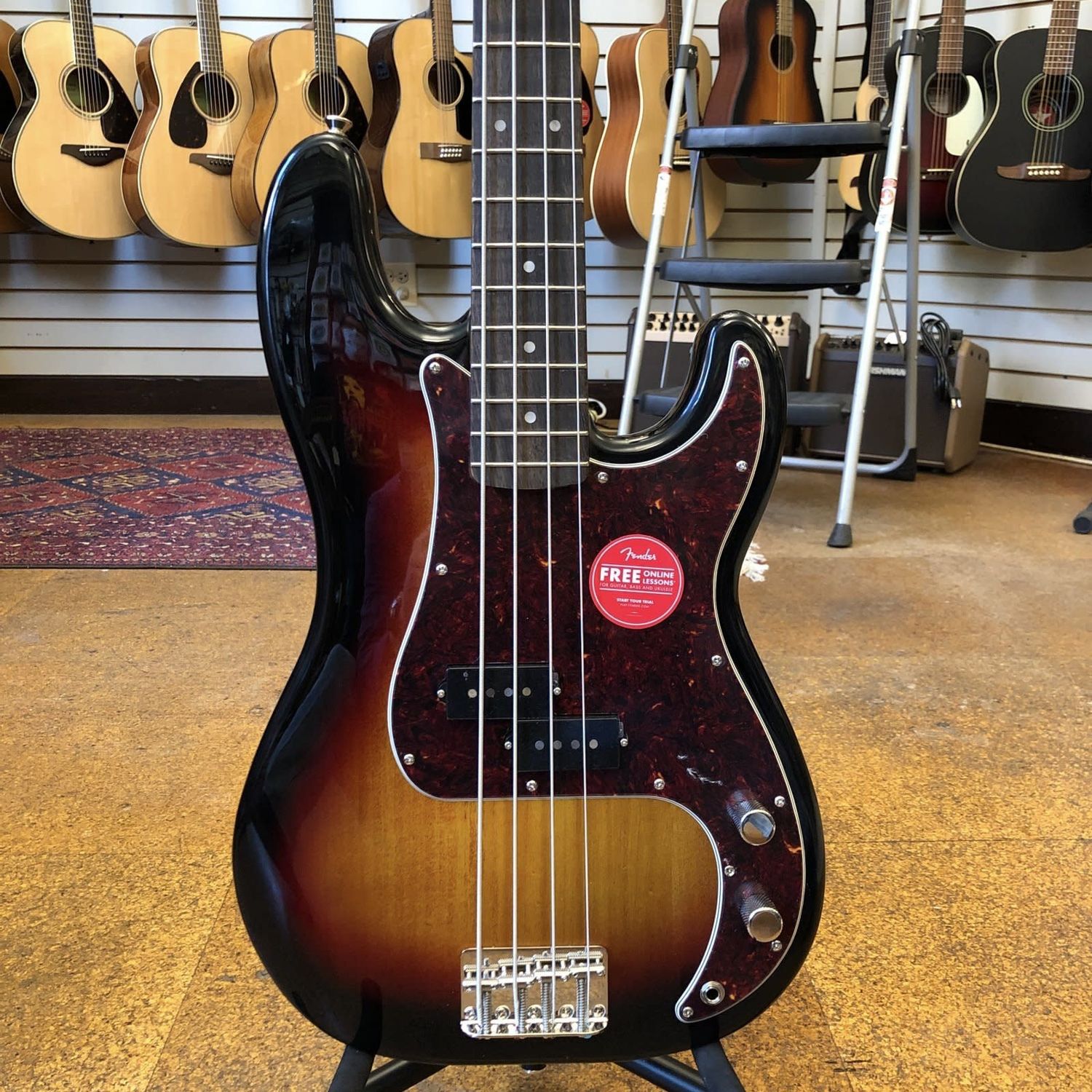 Squier Classic Vibe &#39;60s Precision Bass Guitar 3-Color Sunburst