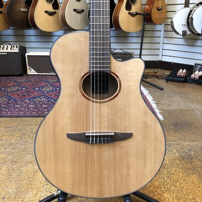 Yamaha NTX1 Nylon String Acoustic-Electric Guitar Natural