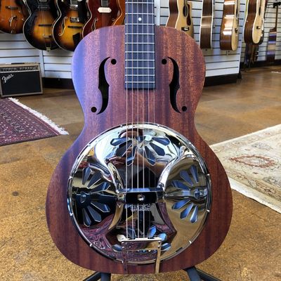 Gretsch G9200 Boxcar Round-neck Mahogany Body Resonator Guitar