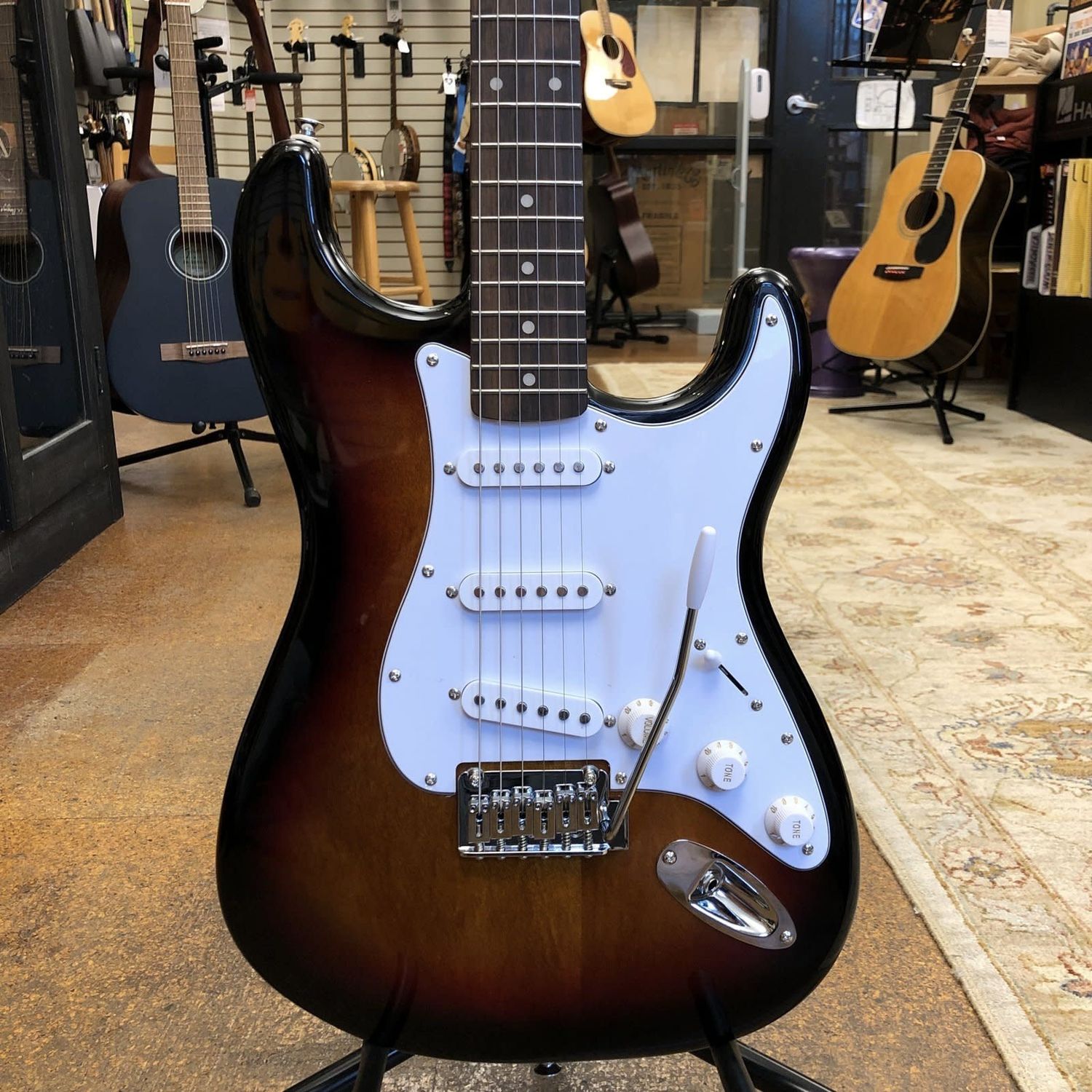 Squier Affinity Series Stratocaster 3-Color Sunburst Solid Body Electric Guitar