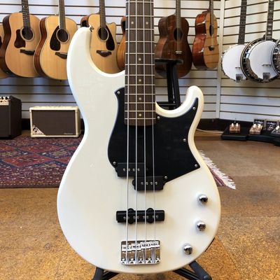 Yamaha BB234 Solid Body Bass Guitar Vintage White