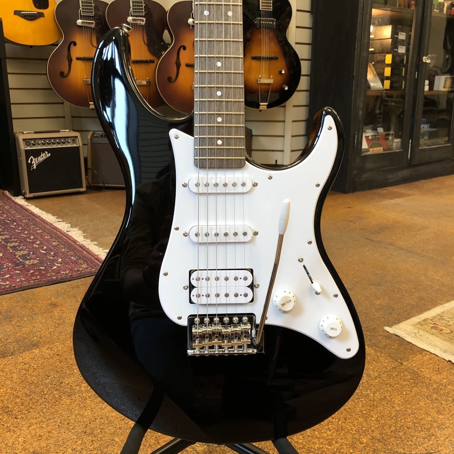 Yamaha Pacifica PAC012 Solid Body Electric Guitar Black