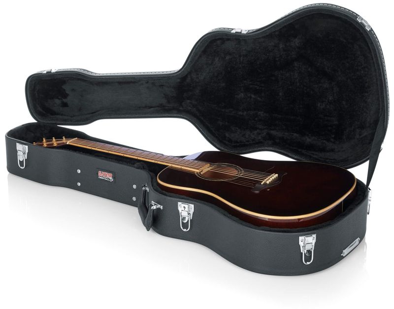 Gator Deluxe Dreadnought Guitar Hardshell Case