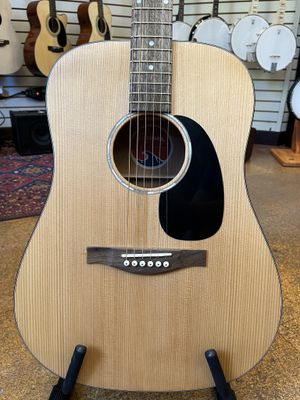 Eastman PCH-1D Sitka Spruce/Sapele Dreadnought Acoustic Guitar w/Padded Gig Bag