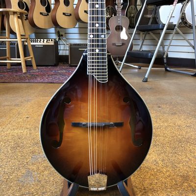 Eastman MD505 A-Style Mandolin Classic Sunburst w/Hard Case