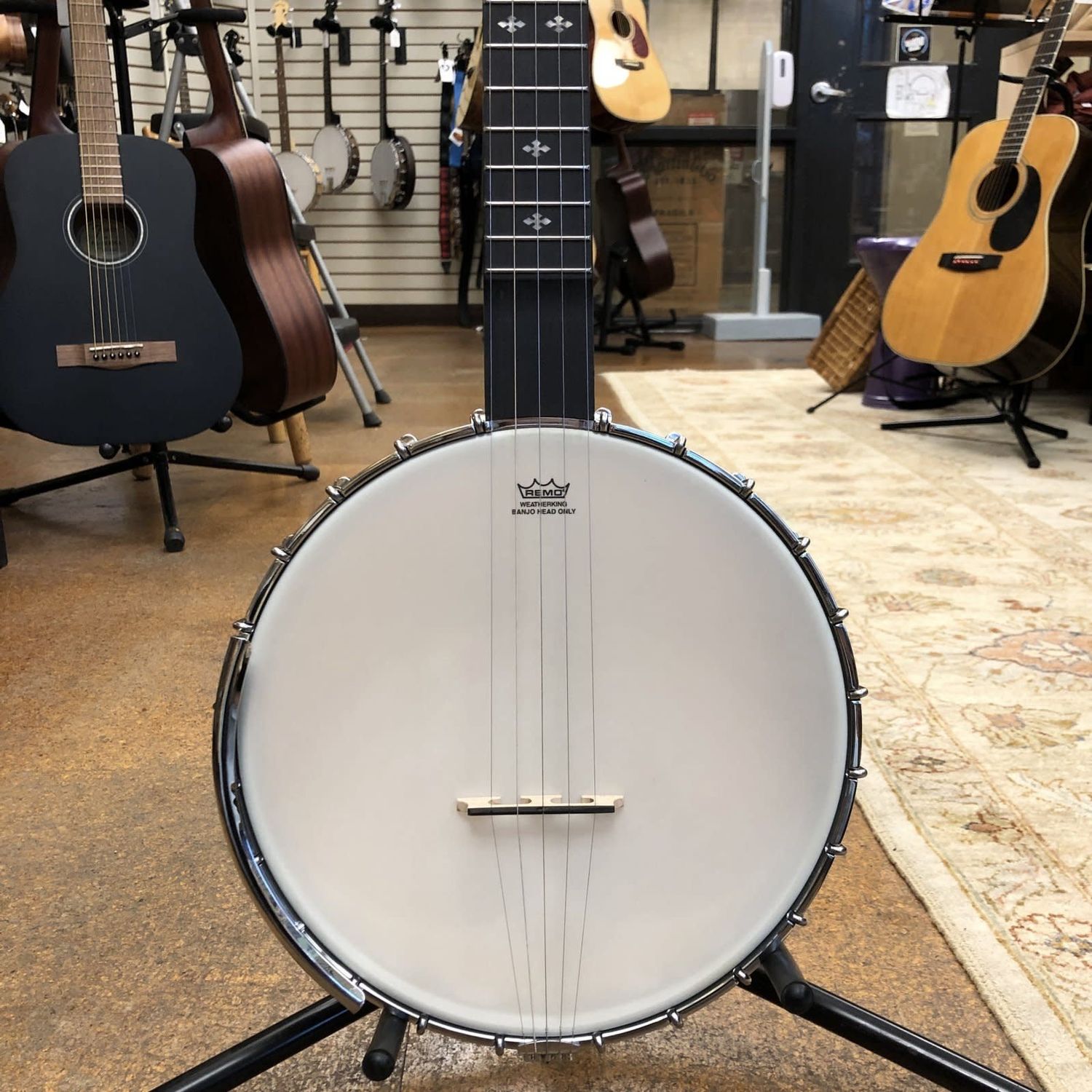 Gold Tone MM-150LN Maple Mountain Long Neck Open Back Banjo w/Hard Case