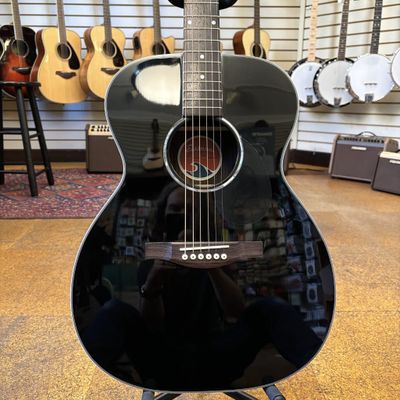 Eastman PCH2-OM-BK Thermo-Cured Orchestra Model Acoustic Guitar Black w/Padded Gig Bag