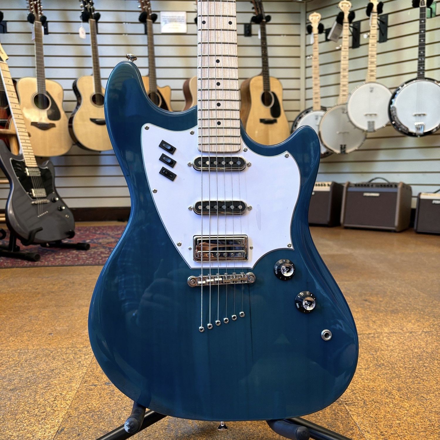 Guild Surfliner Solid Body Electric Guitar Catalina Blue