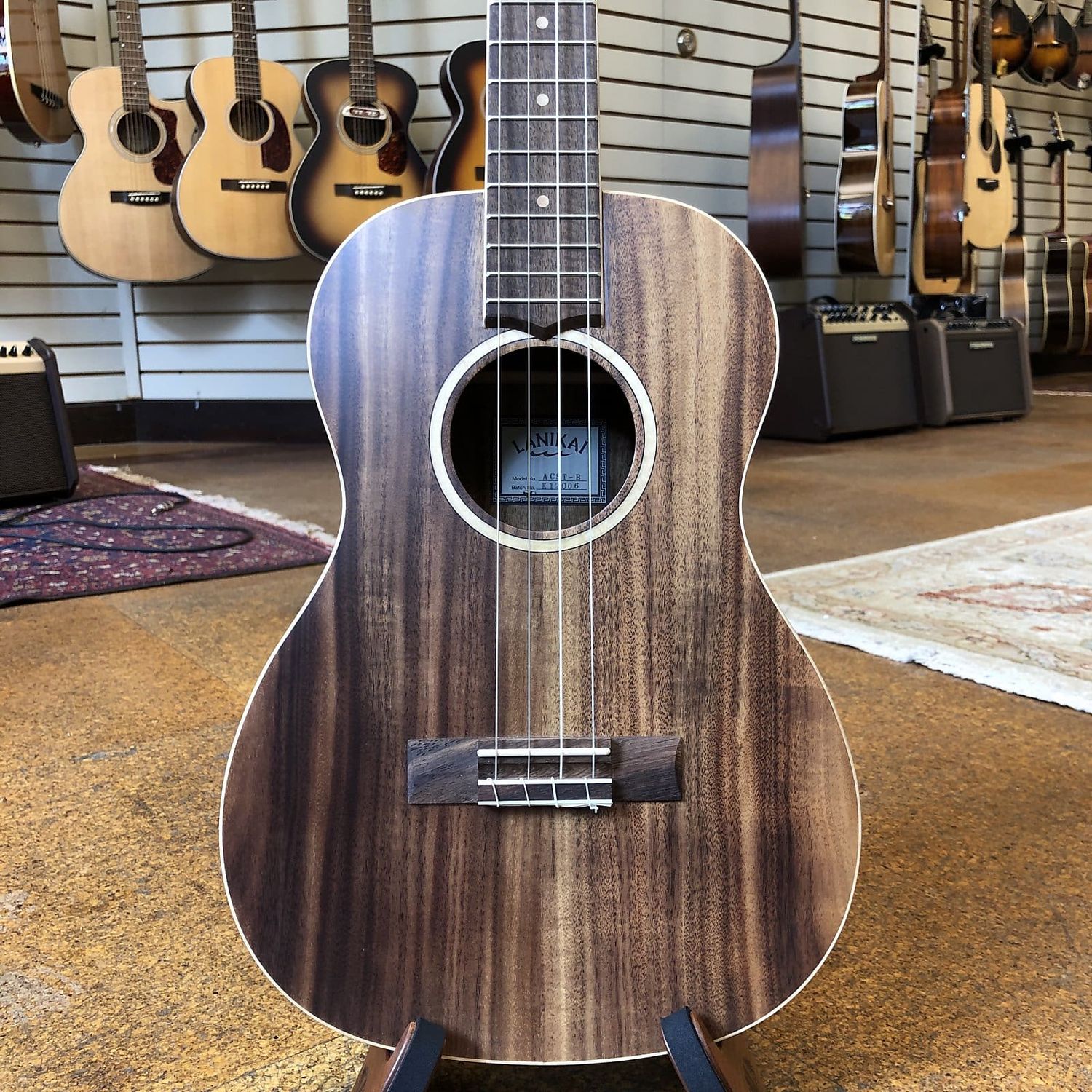 Lanikai ACST-B Acacia Solid Top Baritone Ukulele w/Padded Gig Bag