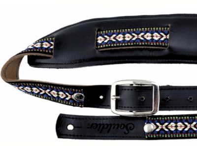 Souldier Saddle Strap Laredo on Black Leather
