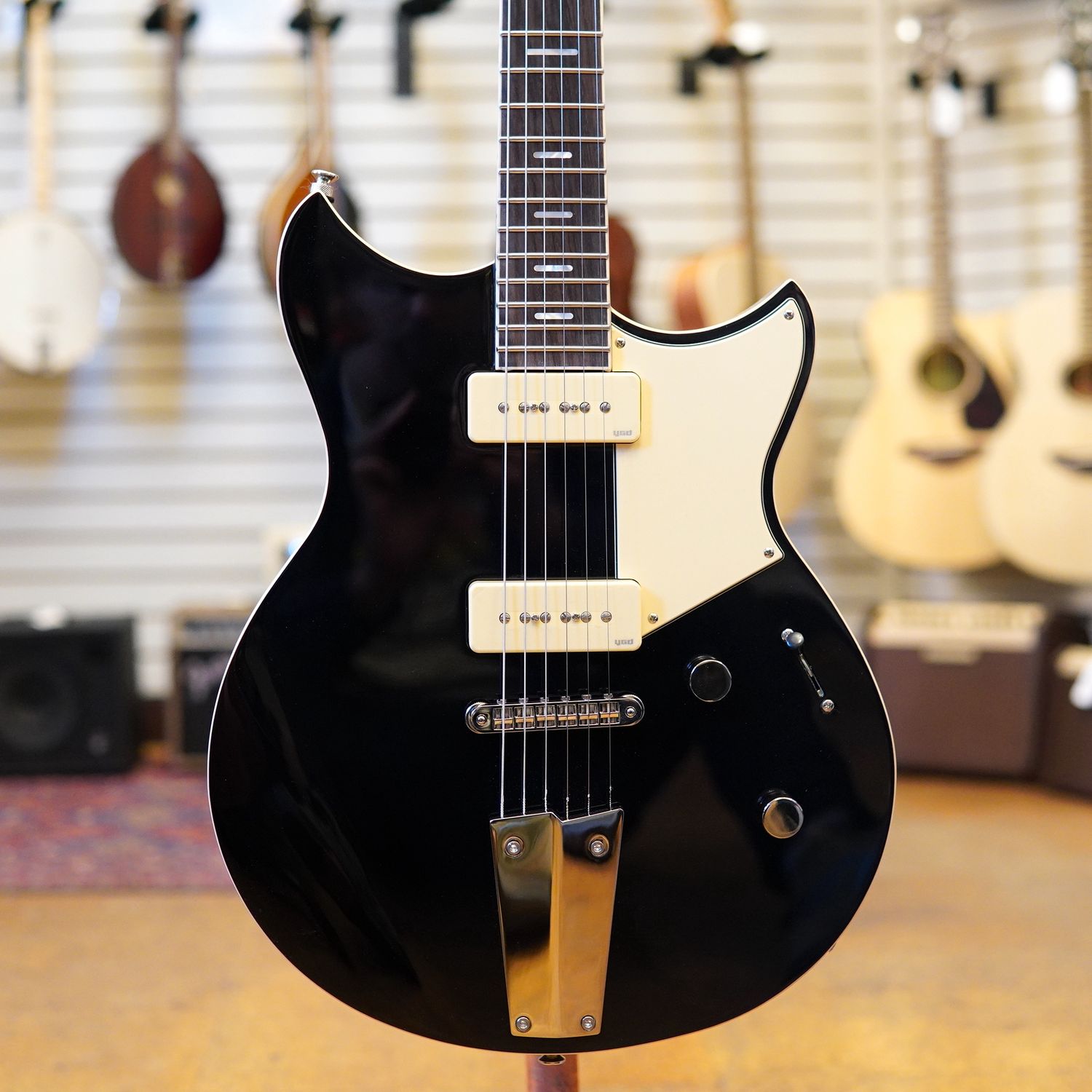 Yamaha Revstar Standard RSS02T Electric Guitar Black w/Padded Gig Bag