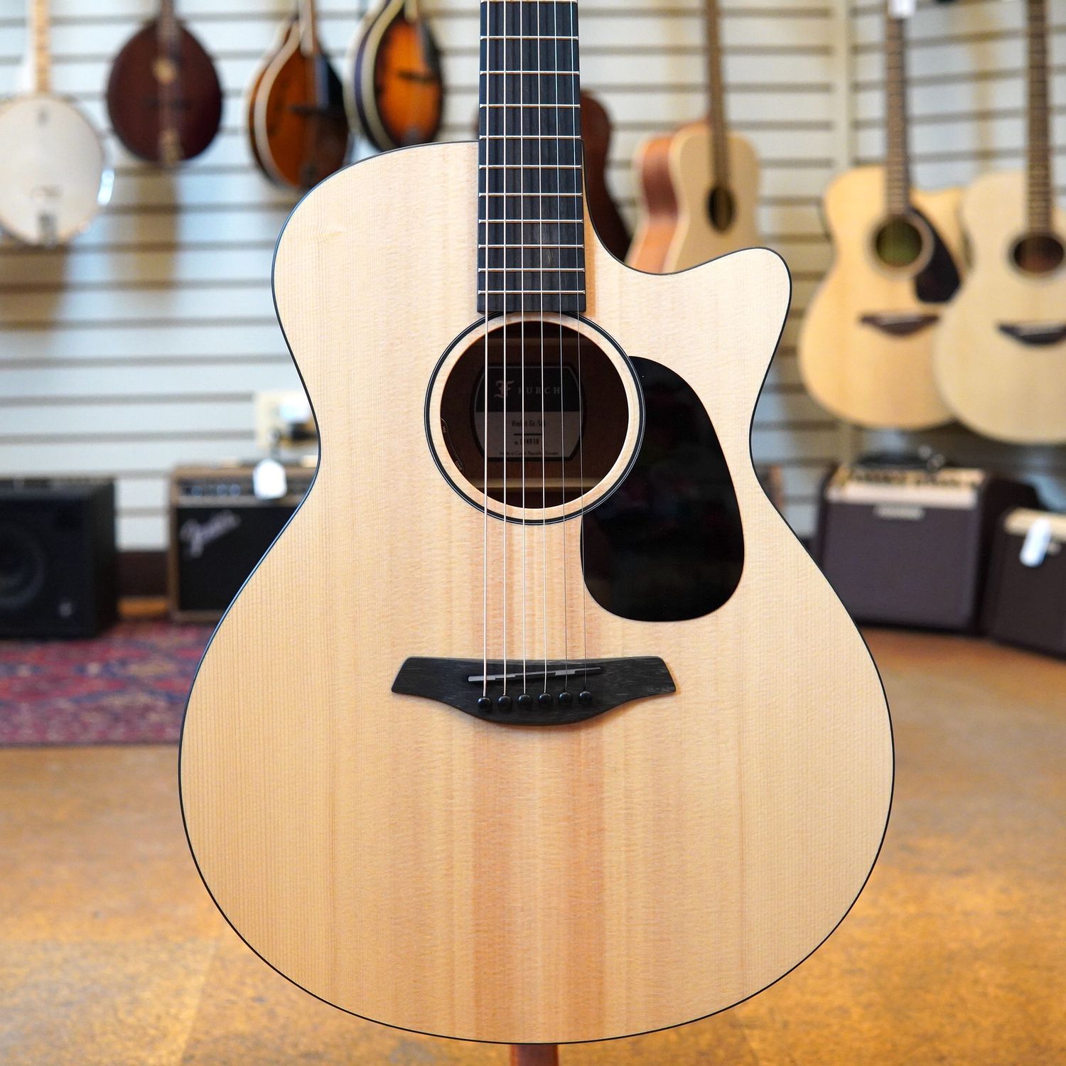 Furch Violet Gc-SM Sitka Spruce/African Mahogany Acoustic-Electric Guitar w/Padded Gig Bag