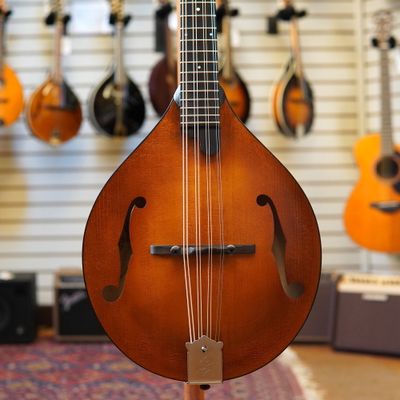 Northfield NFO-AT3 Wavelength Short-Scale Archtop Octave Mandolin Ox Amber w/Padded Gig Bag