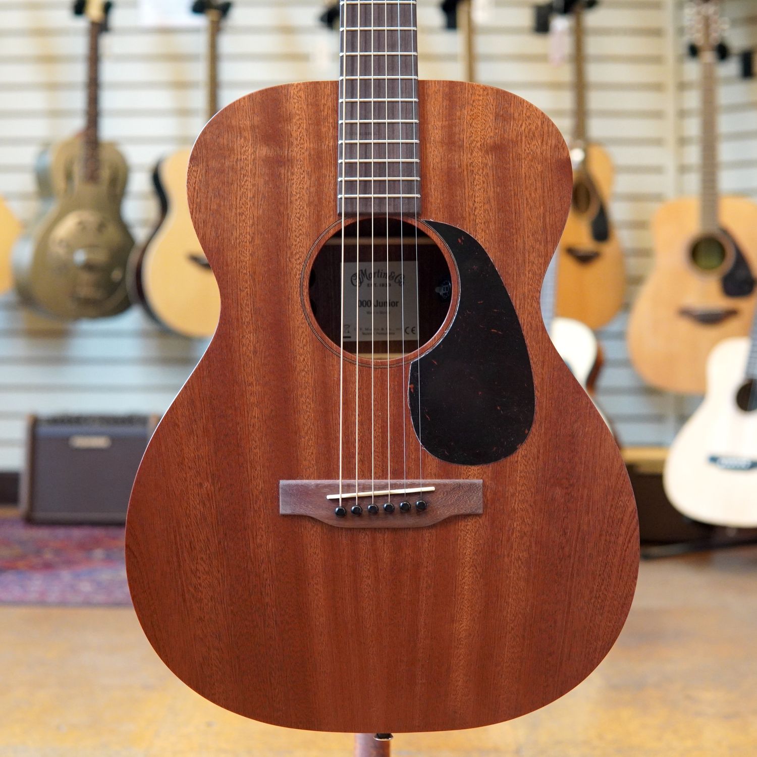 Martin 000 Jr-E All-Sapele Acoustic-electric Guitar w/Padded Gig Bag