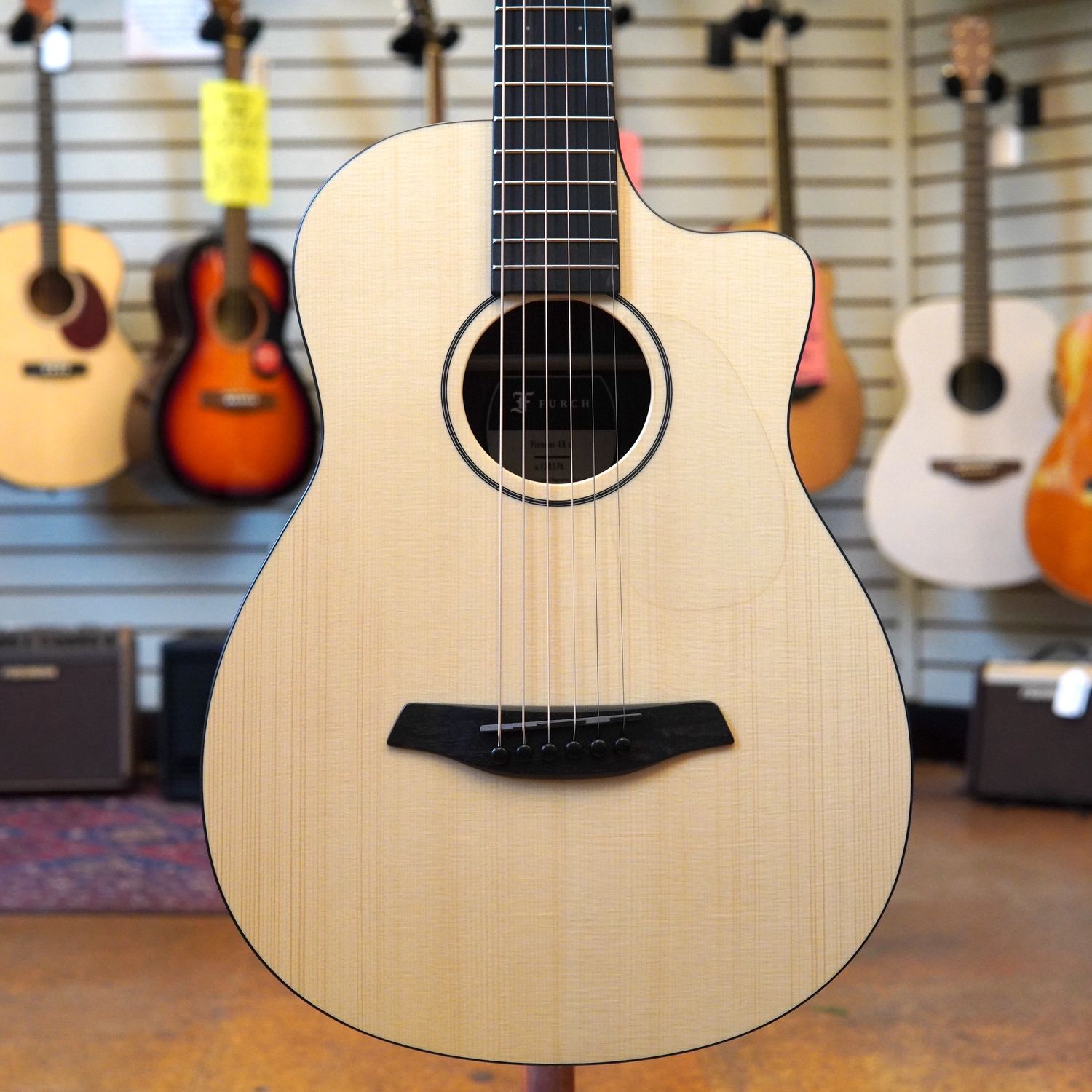 Furch Pioneer-ER a Engelmann Spruce/Rosewood Acoustic Travel Guitar w/Padded Gig Bag