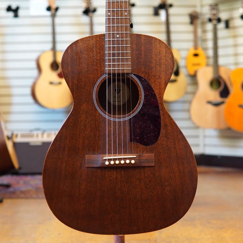 Guild USA M-20 All-Mahogany Concert Acoustic Guitar 2016 w/Original Hard Case
