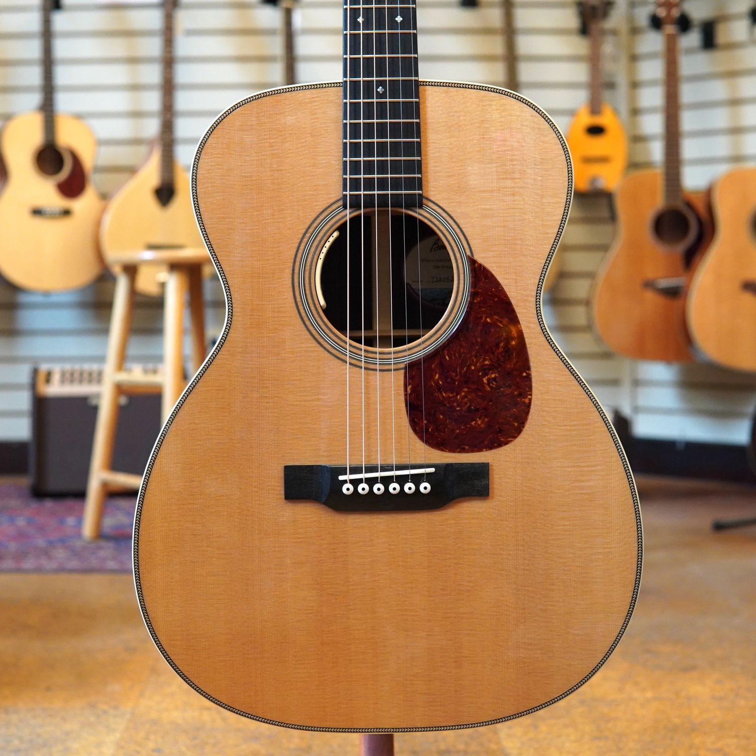 Bourgeois Touchstone Series Vintage/TS OM Acoustic-Electric Guitar w/LR Baggs Pickup, Hard Case